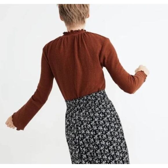 Madewell Texture & Thread Ruffled Mockneck Top Women's Size XS in Rust - Picture 3 of 10